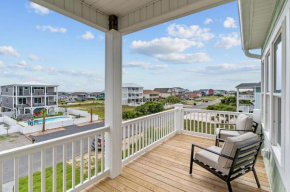 Seaside Serenity Newer Home with 2 Primary Suites